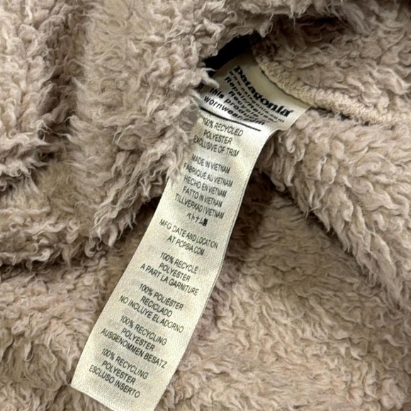 Patagonia Monkey Man Sherpa Fleece Pullover | Beige | Medium - Picture 4 of 5